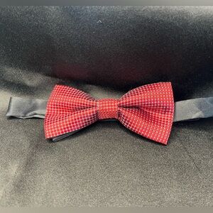 Elegant Red and Black Bow Tie